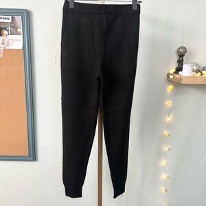 Revolve One Grey Day | Cashmere sweatpants in Black